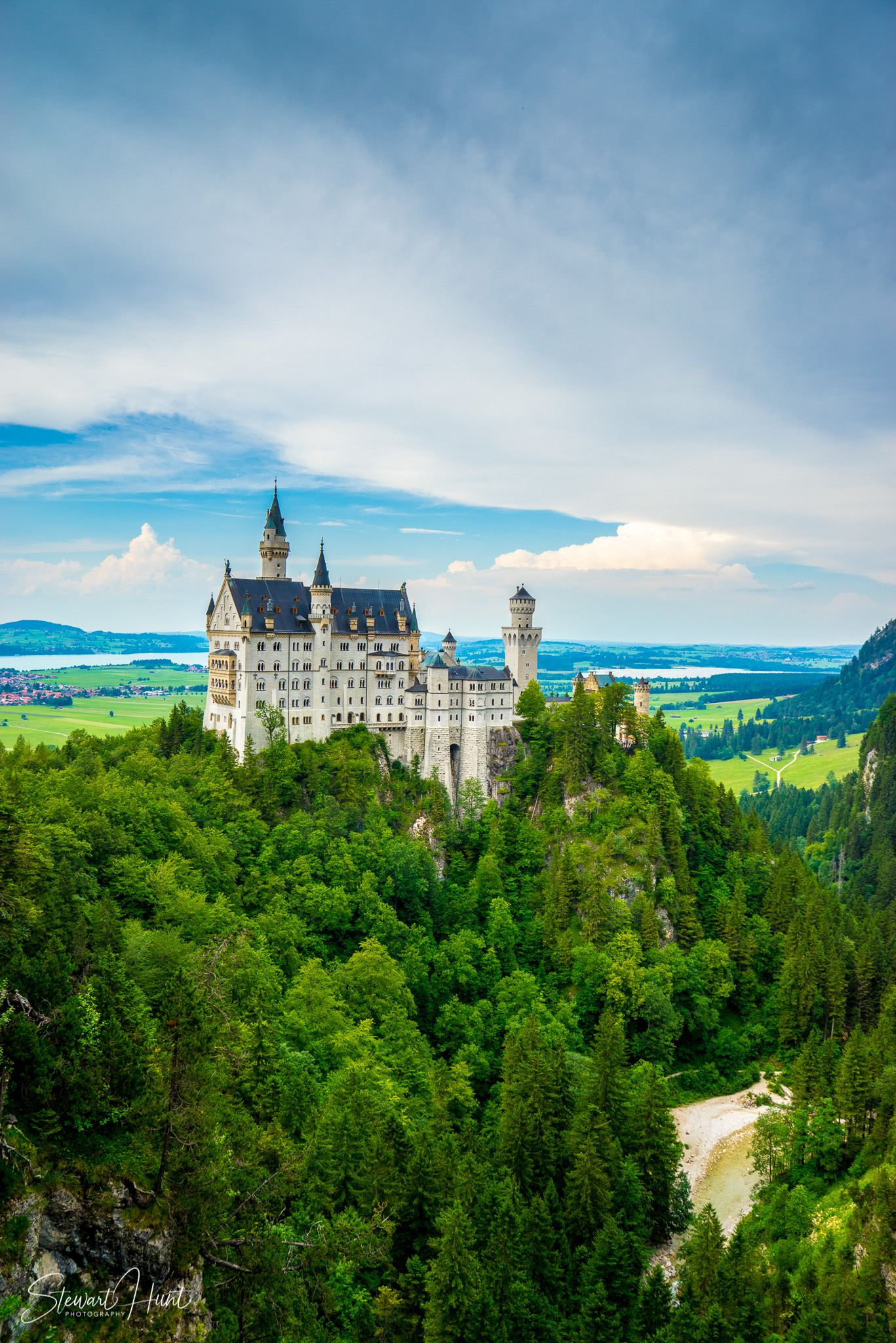 Neuschwanstein and Fussen 03943