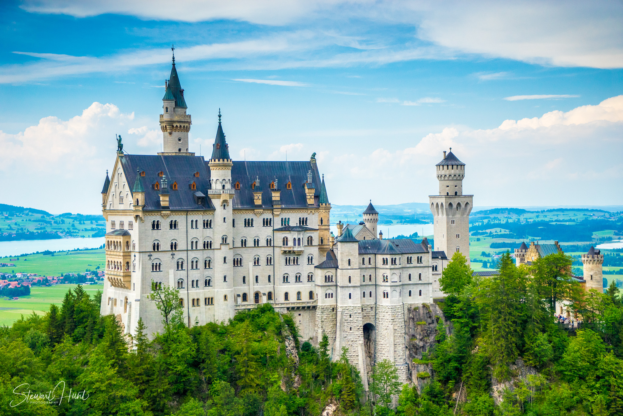 Neuschwanstein and Fussen 03955