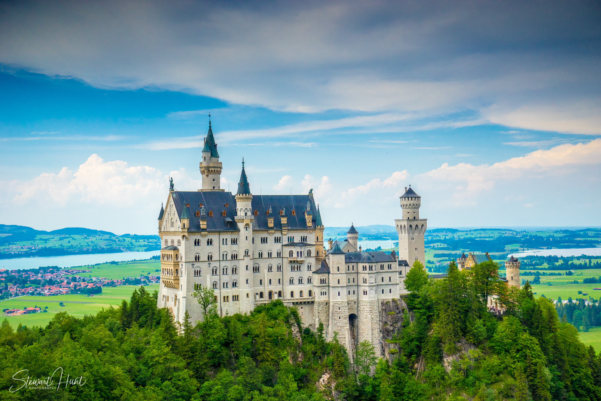 Neuschwanstein and Fussen 03970
