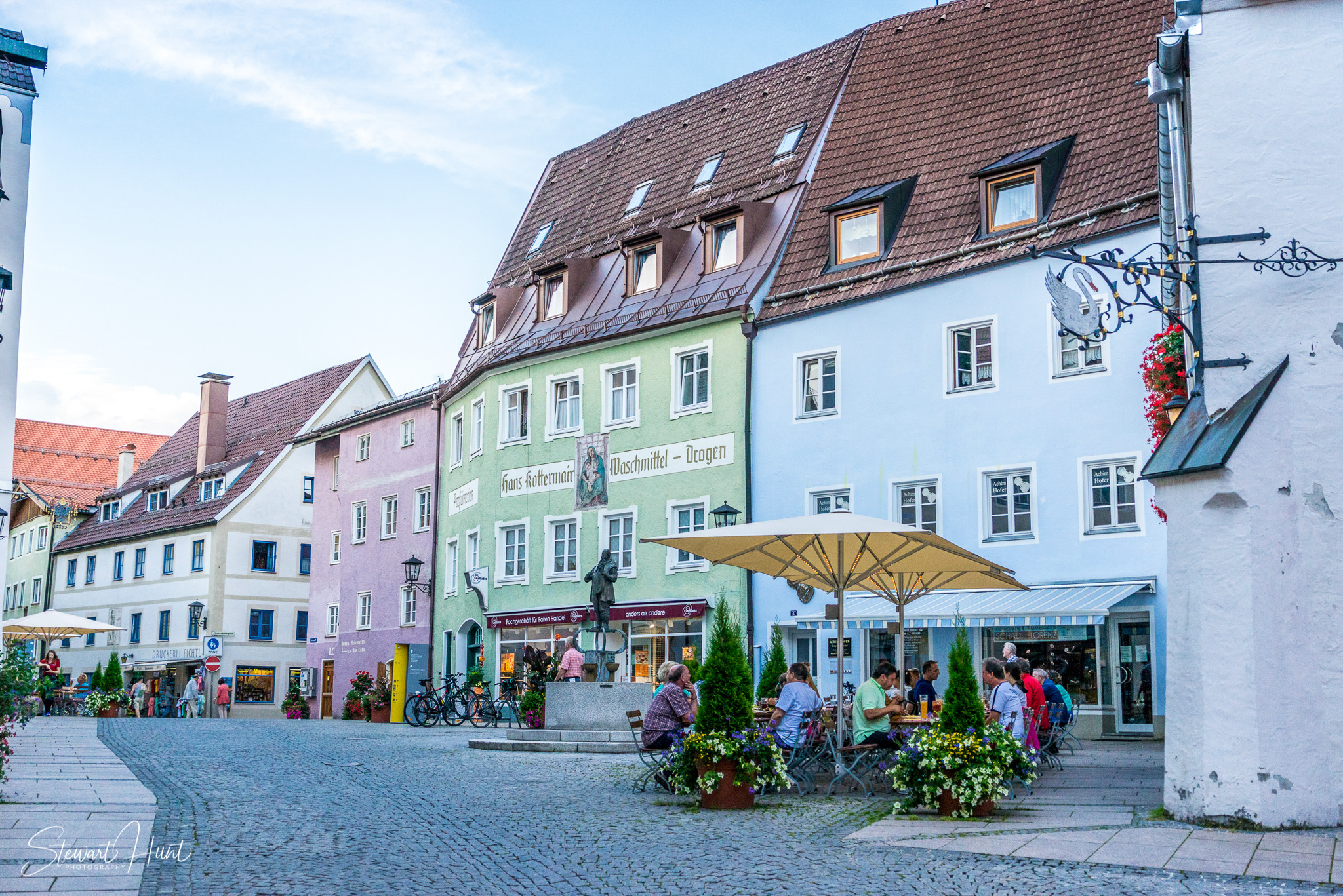 Neuschwanstein and Fussen 04042