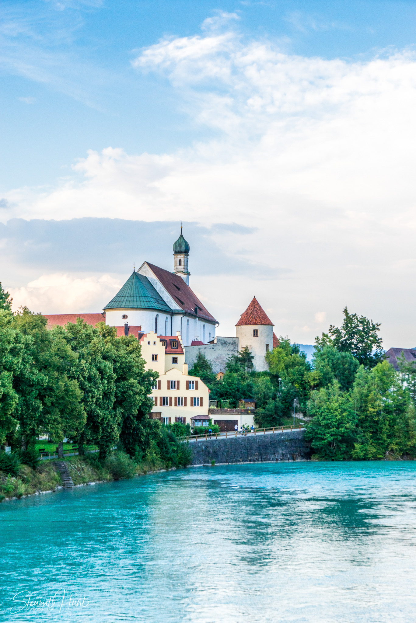 Neuschwanstein and Fussen 04059