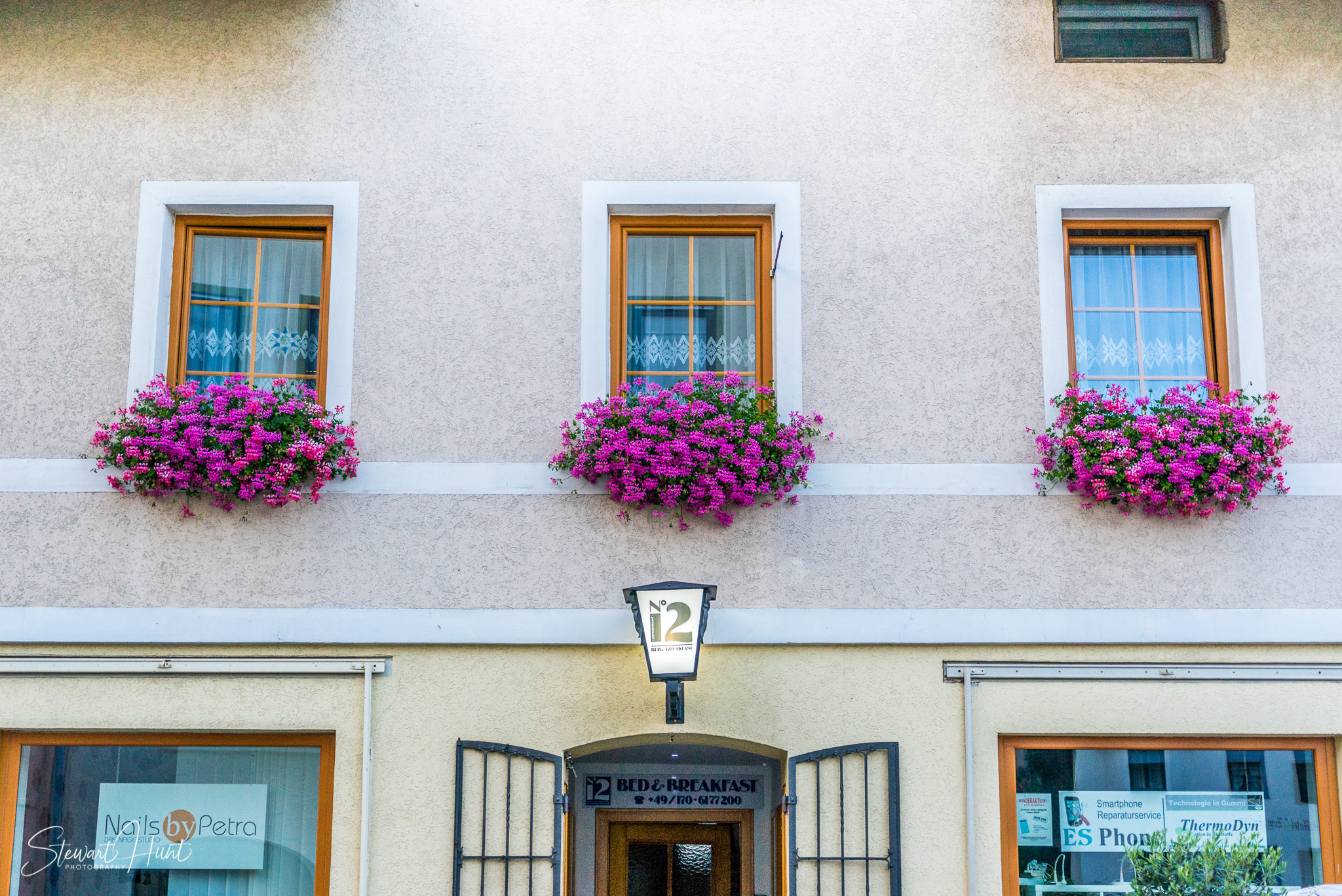 Neuschwanstein and Fussen 04087