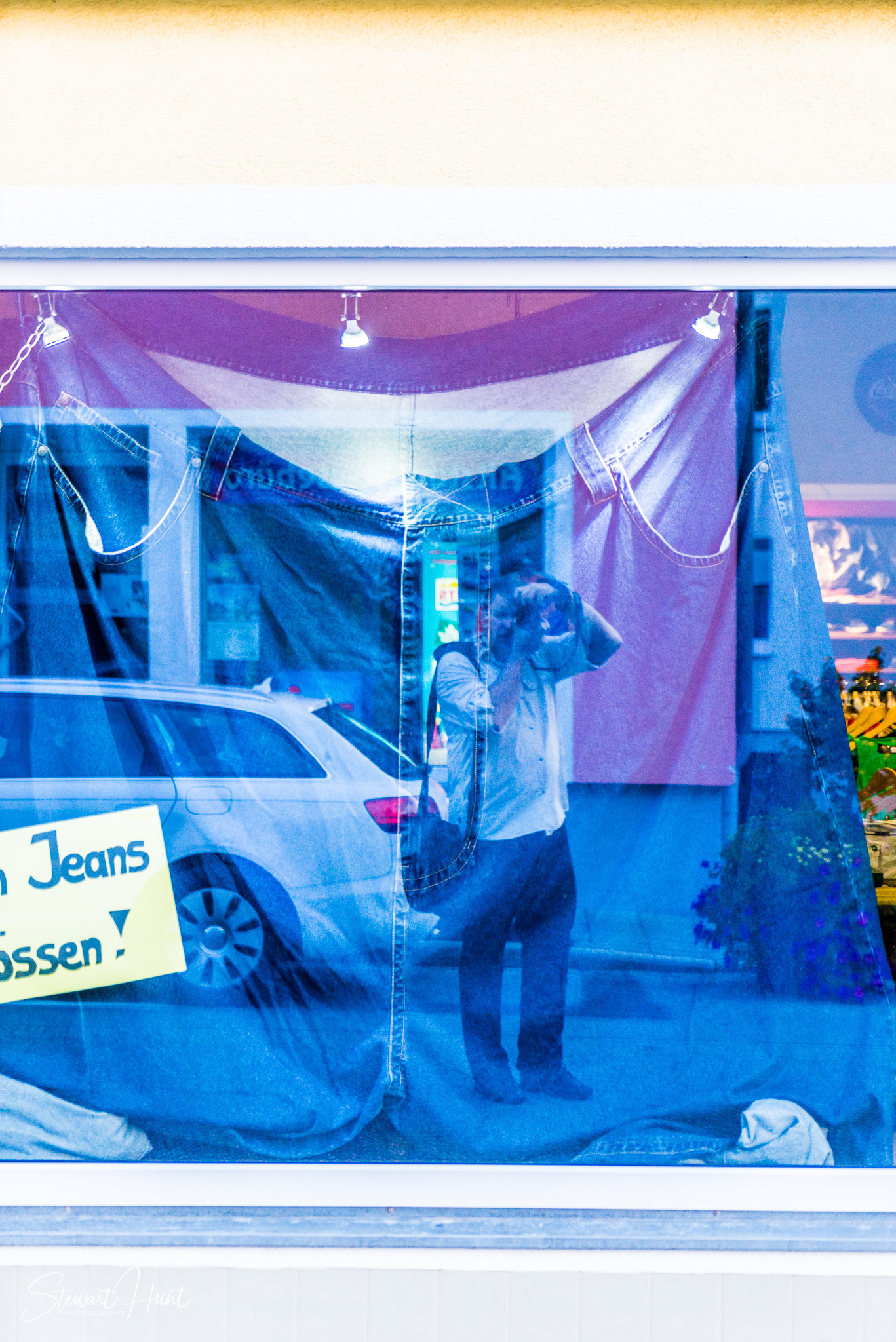 Neuschwanstein and Fussen 04089